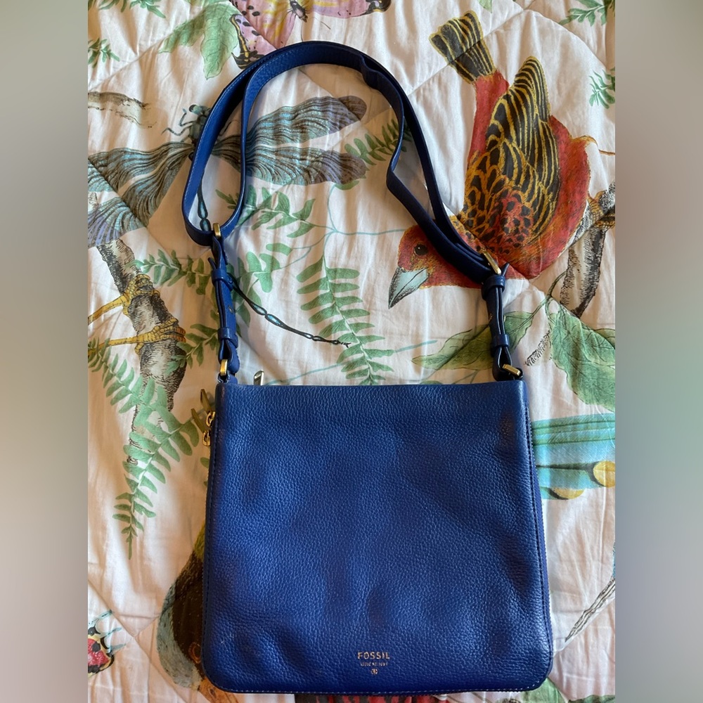 Fossil blue leather shoulder bag